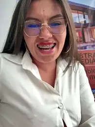 LIZ-06_ stripchat stream image