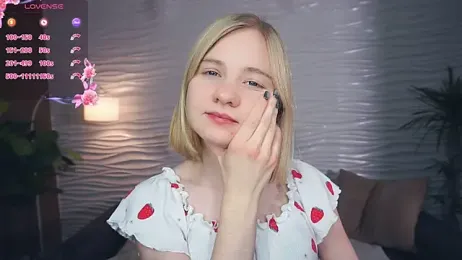 OdelinaFicken stripchat stream image