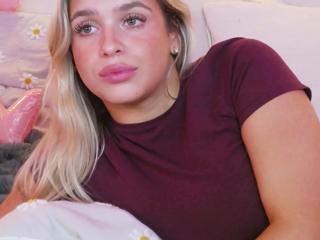 Maci Reynolds flirt4free stream image