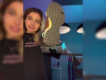 Nataliecroys bongacams stream image