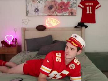 ari_lovexo chaturbate stream image