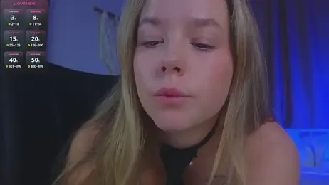 milly_shy stripchat stream image