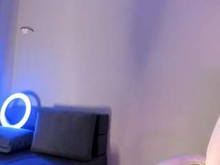 akura011 camsoda stream image