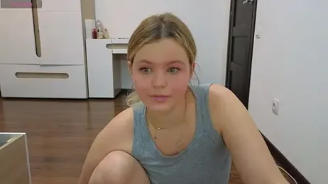 Milana15 stripchat stream image