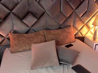 Leiza Thompson flirt4free stream image