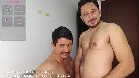 maxdoggy1 stripchat stream image