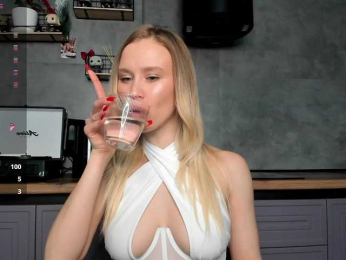 Sunlovv bongacams stream image