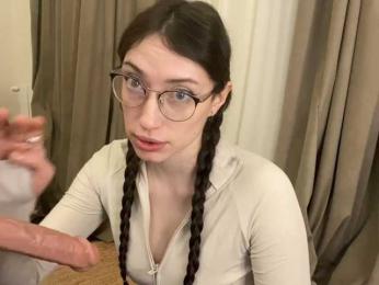 KellyyBeryy bongacams stream image, 21.12.2025 18:10