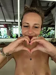 emma4xxx stripchat stream image