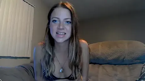molly_witha_chance stripchat stream image, 23.12.2025 22:10