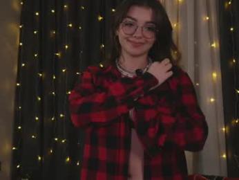 little_poetry chaturbate stream image, 24.12.2025 20:30