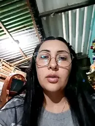 You-kitty2025 stripchat stream image