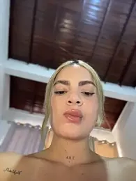 emiss_ stripchat stream image