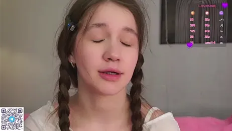 AmiLewis stripchat stream image