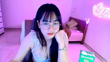 Queen_2k6 stripchat stream image