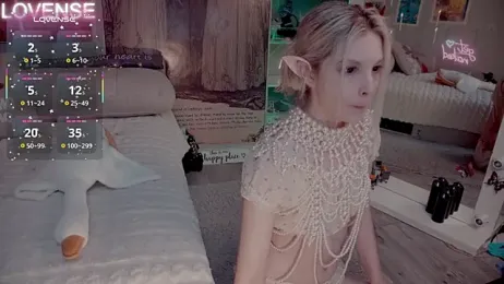 Careful_i_bite stripchat stream image