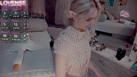 Careful_i_bite stripchat stream image