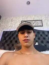 Lander_Cruz stripchat stream image