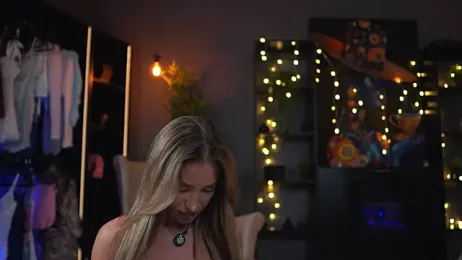 Evelyn_Evyyy stripchat stream image