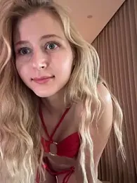 LunaRase stripchat stream image, 03.01.2026 05:10