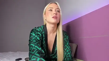 CrazyWomen stripchat stream image