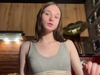 nloraaa chaturbate stream image