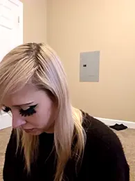 AmethystFoxx stripchat stream image