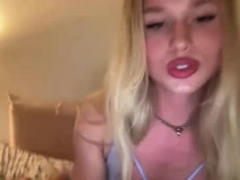 alicegreyyy chaturbate stream image, 09.01.2026 03:50