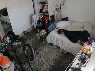 voyeurcam-hornyhostel-02 camsoda stream image