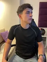 AdrianRinaldi stripchat stream image