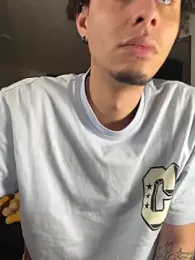 bigryann23 stripchat stream image