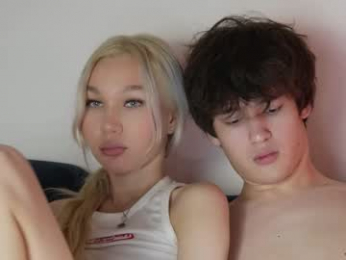 wladilia chaturbate stream image