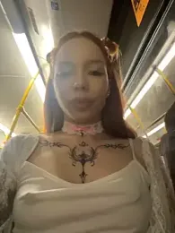 babydolll stripchat stream image