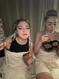 TwixCouple stripchat stream image