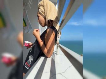 lean-lie bongacams stream image