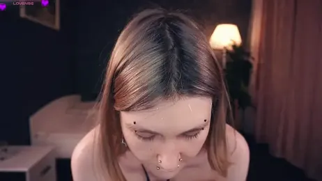 MoiraHavins stripchat stream image