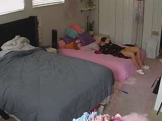 voyeurcam-house-charleys-room camsoda stream image