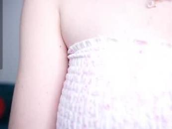 little_poetry chaturbate stream image, 14.01.2026 13:00