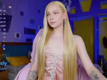 ericaglam chaturbate stream image