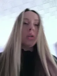 Mona_Plus stripchat stream image