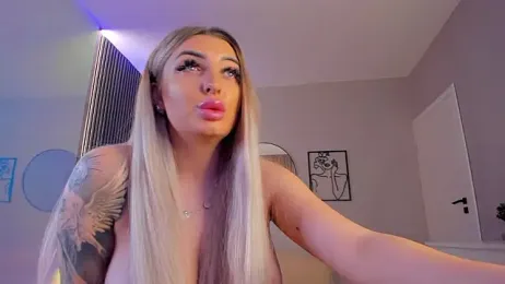 emily_bloom stripchat stream image