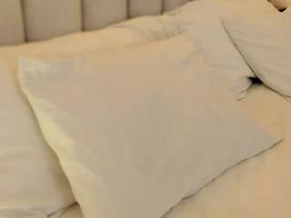 foxy-boobs camsoda stream image