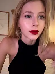 LunaRase stripchat stream image, 16.01.2026 04:40