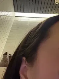 Holly_Play stripchat stream image