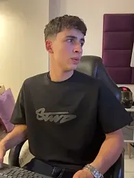 AdrianRinaldi stripchat stream image