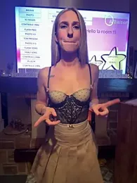 lola_tentatiion stripchat stream image