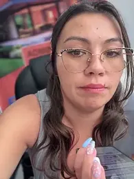 LIZ-06_ stripchat stream image