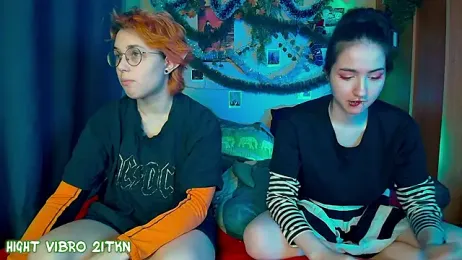 TrickyKitsune stripchat stream image