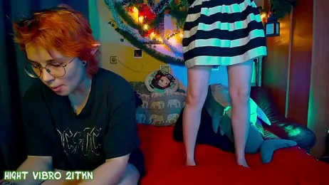 TrickyKitsune stripchat stream image