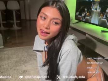 sweet_littleee chaturbate stream image, 23.01.2026 00:00